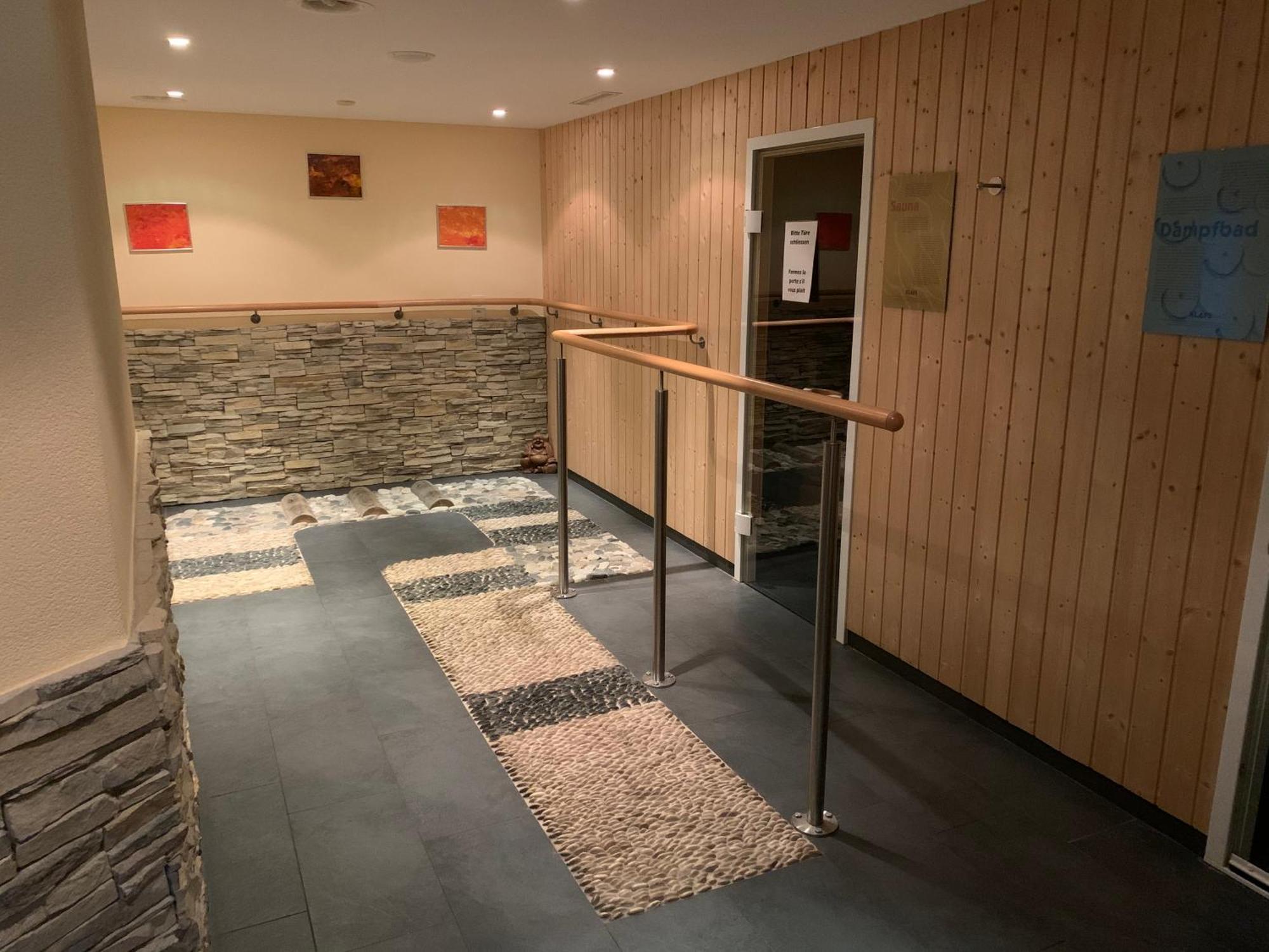 Hotel Alfa Superieur - Leukerbad-Therme Dış mekan fotoğraf